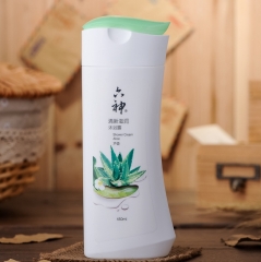 六神清新滋润浴露450mL 4171664